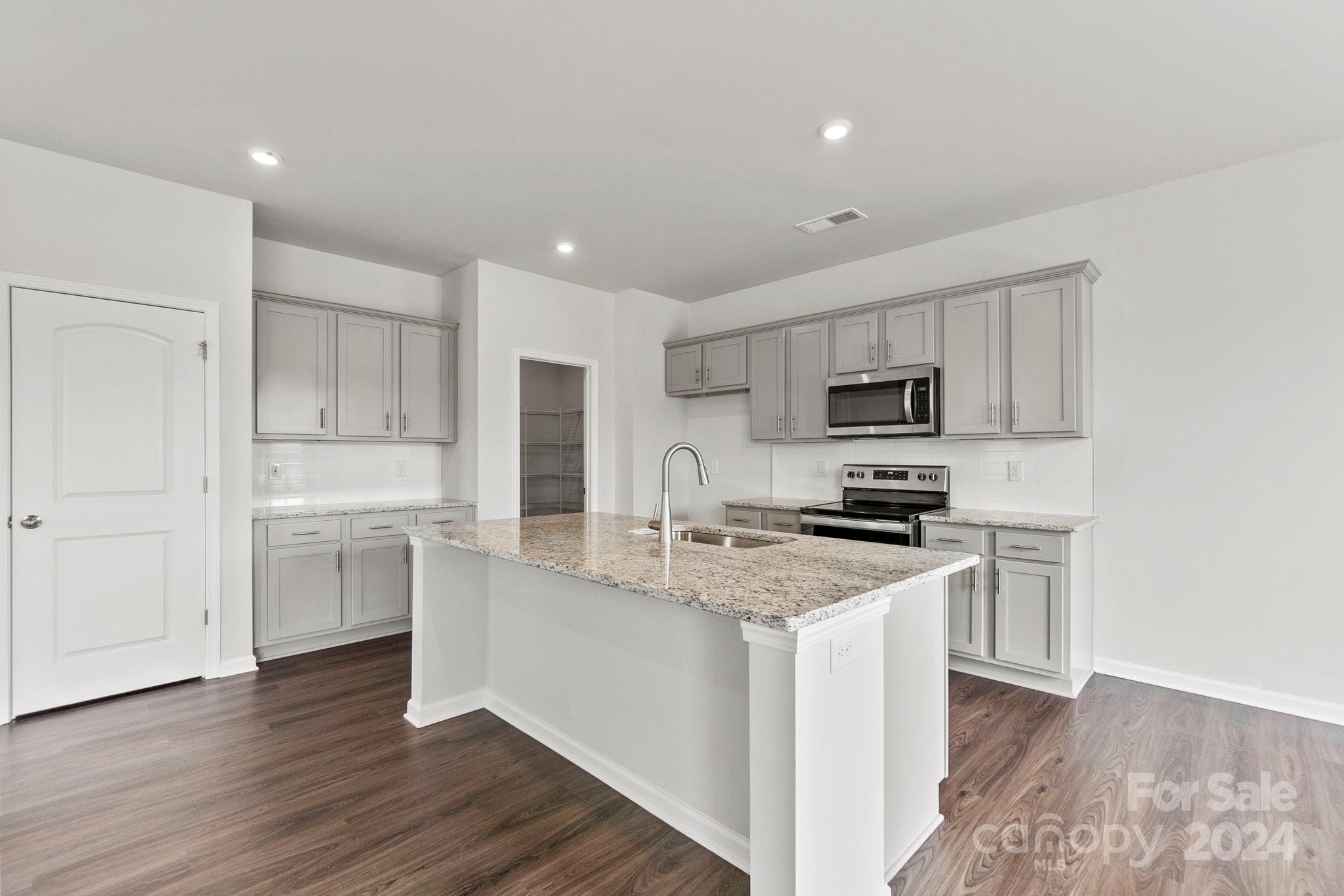 637 Cashion Road York, SC 29745 - Photo 8 of 34 Gallery Image 8