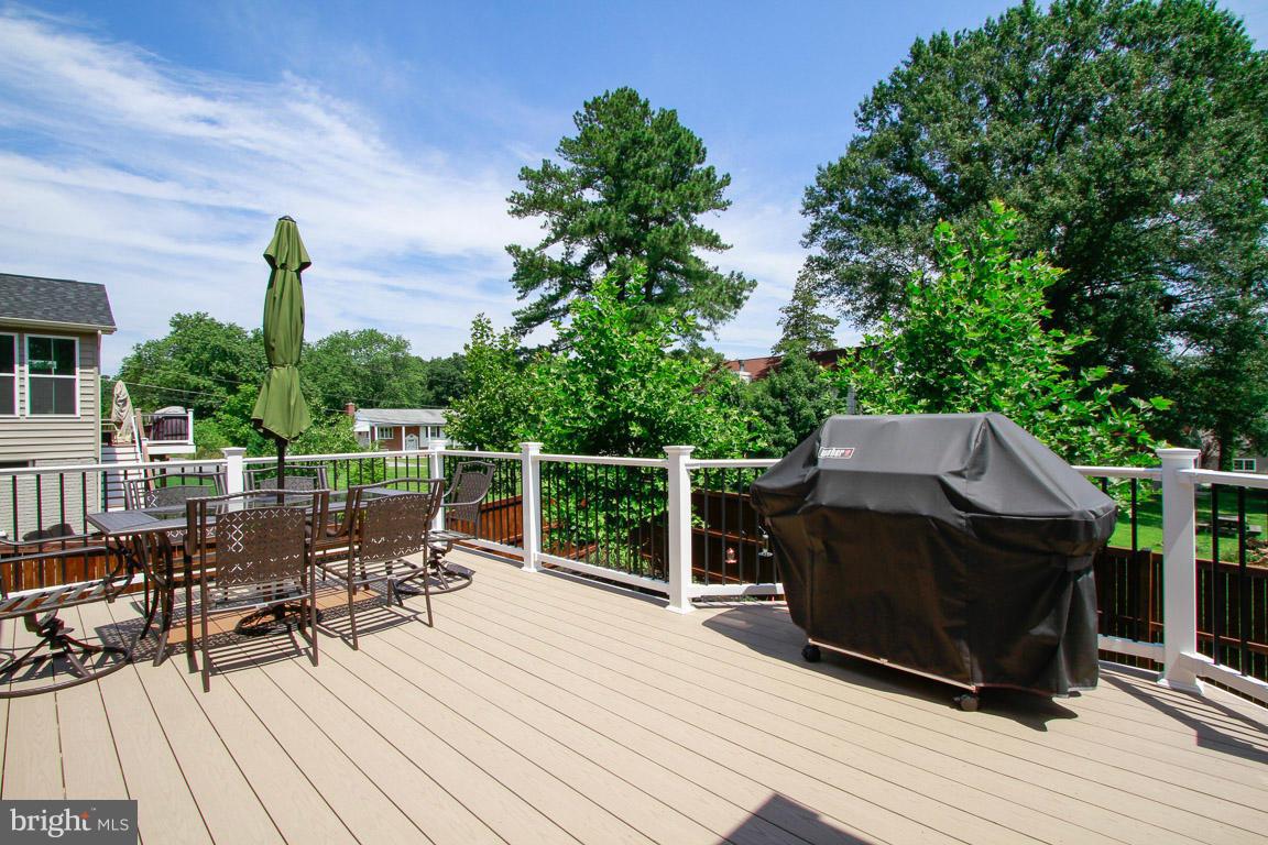 10502 Windlass Run Road Baltimore, MD 21220 - Photo 25 of 26 a house view with a seating space