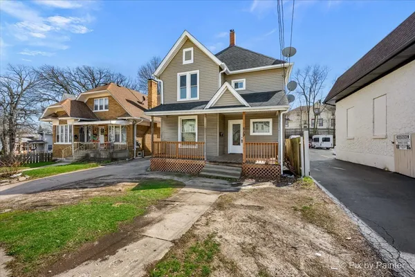 $324,900 | 519 West Highland Avenue, Elgin, IL 60123