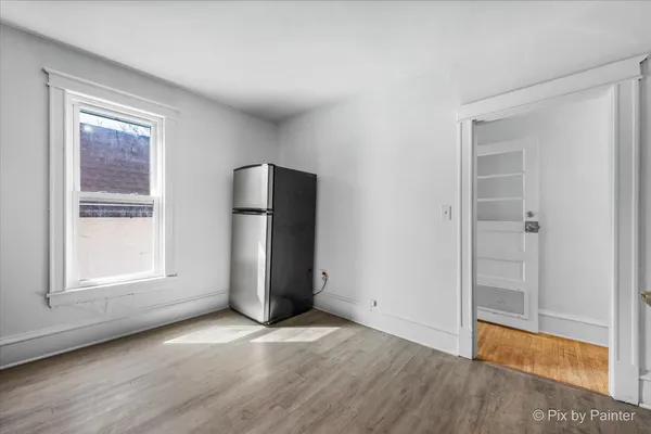 $324,900 | 519 West Highland Avenue, Elgin, IL 60123