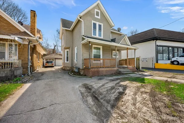 $324,900 | 519 West Highland Avenue, Elgin, IL 60123