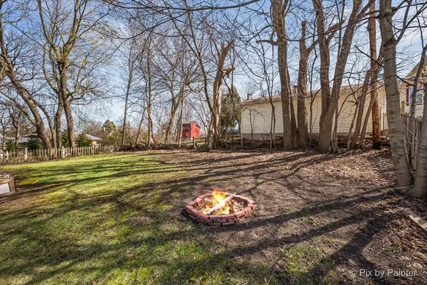 $324,900 | 519 West Highland Avenue, Elgin, IL 60123