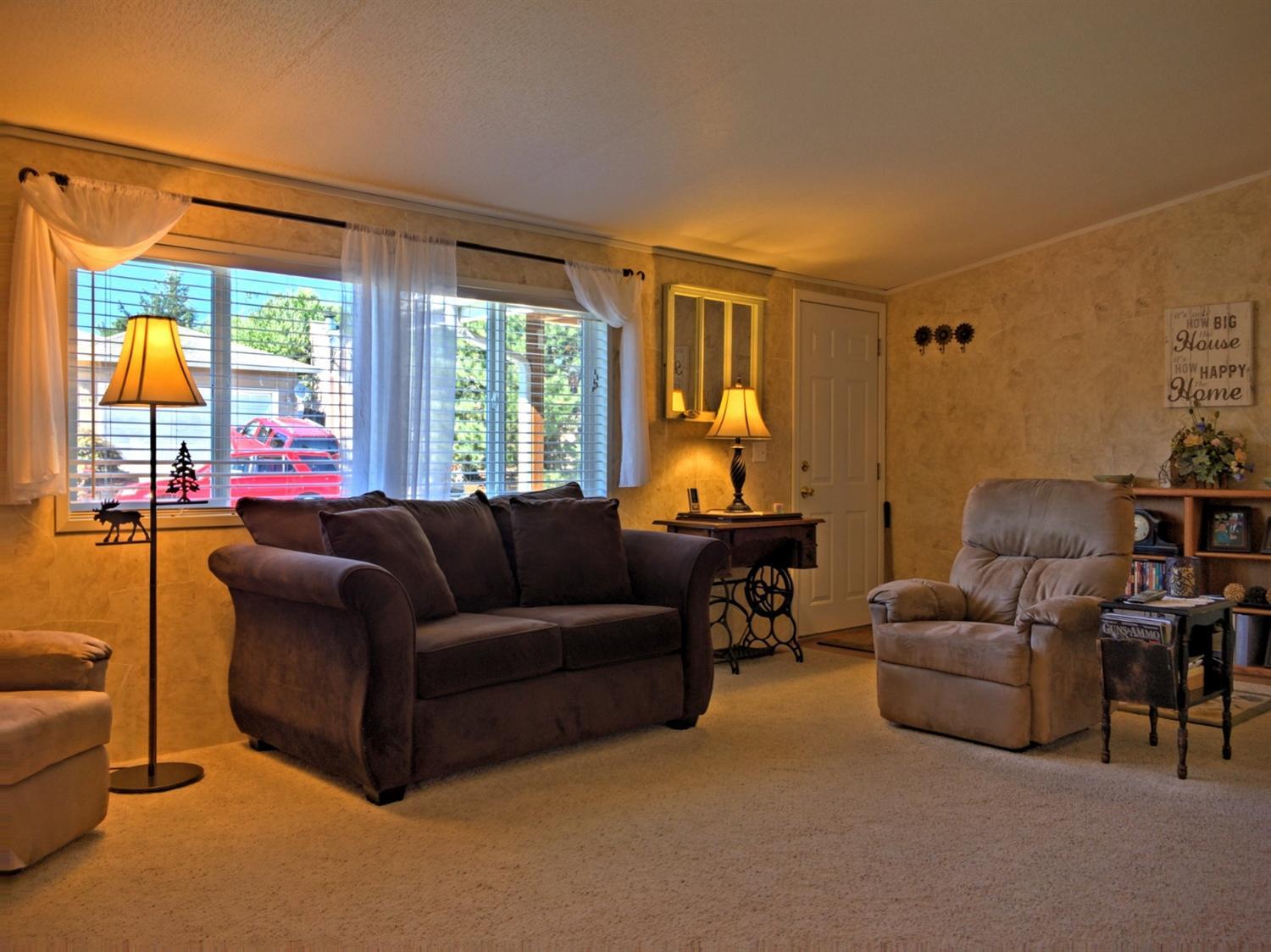 657 Clearview Way Eagle Point, OR 97524 - Photo 2 of 17 Additional Photo