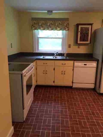 420 Rindge Road Fitchburg, MA 01420 - Photo 3 of 15 Gallery Image 3