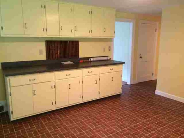 420 Rindge Road Fitchburg, MA 01420 - Photo 6 of 15 Gallery Image 6