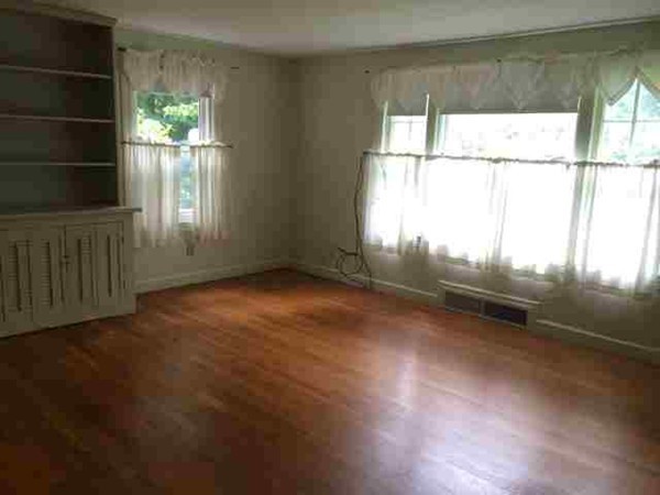 420 Rindge Road Fitchburg, MA 01420 - Photo 7 of 15 Gallery Image 7