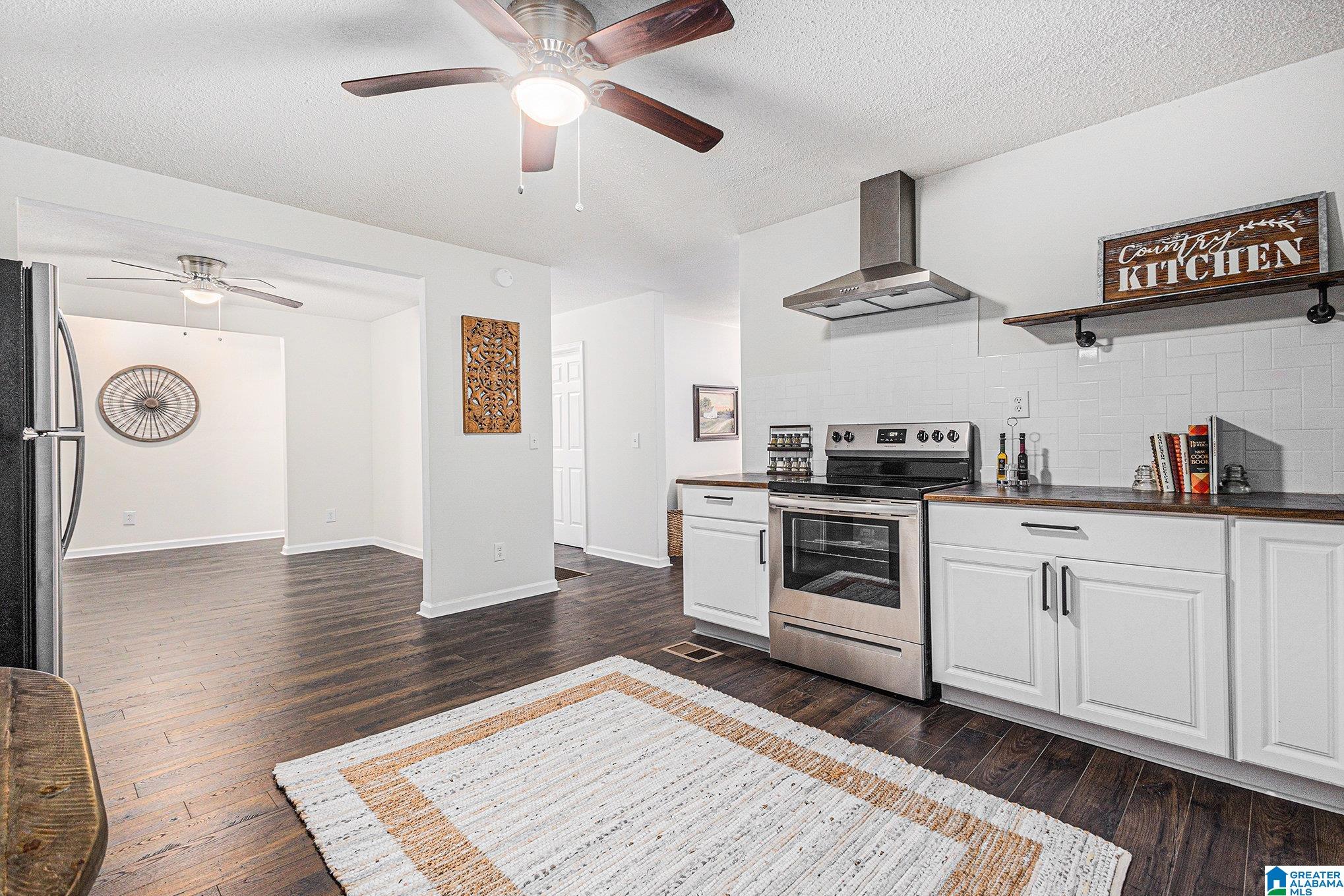 455 Thomas Road Hayden, AL 35079 - Photo 4 of 18