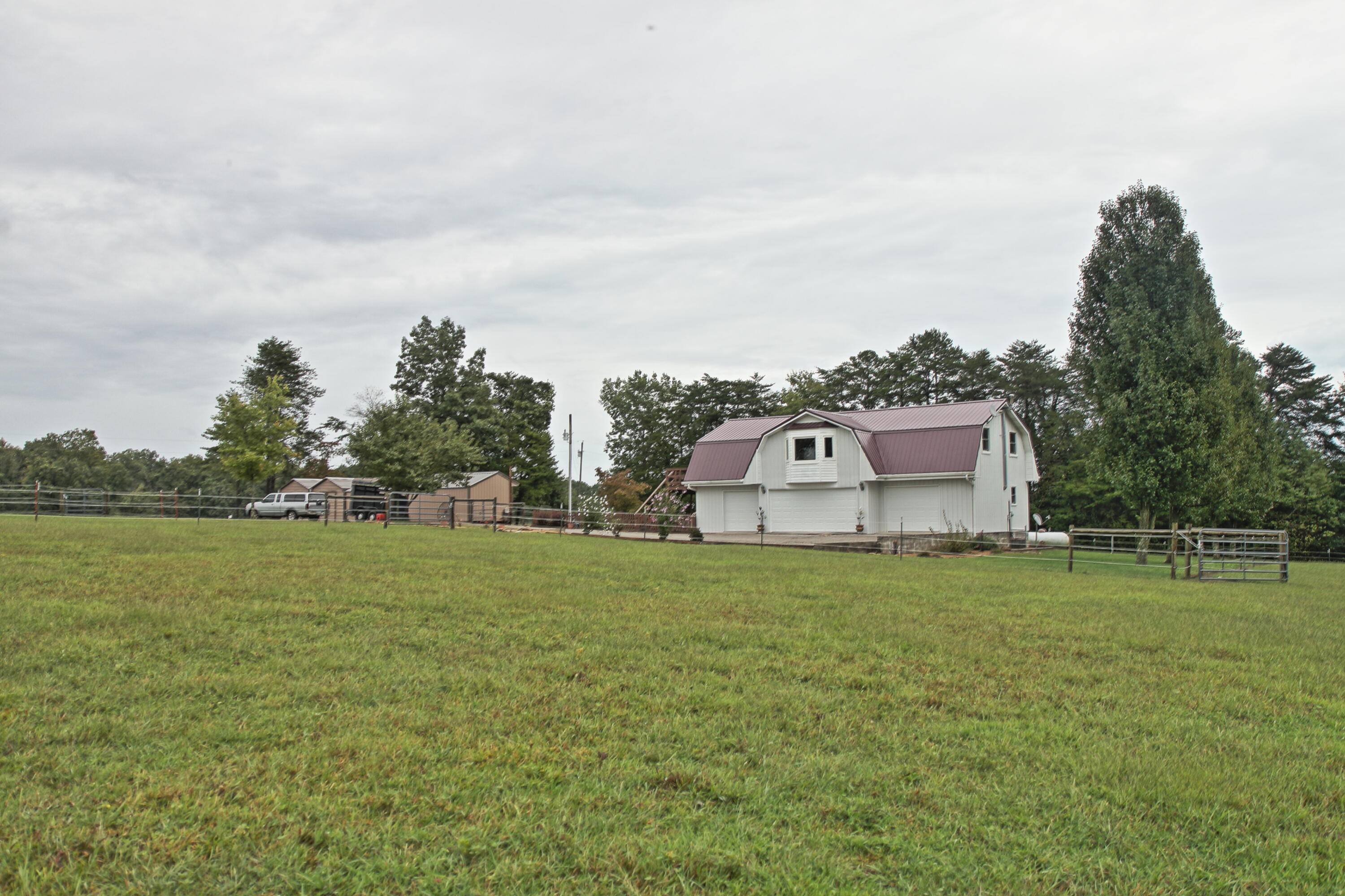 130 Atkinson Road Jamestown, TN 38556 - Photo 6 of 27 b43