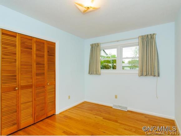 151 Rowland Rd. Swannanoa, NC 28778 - Photo 17 of 24 Gallery Image 17