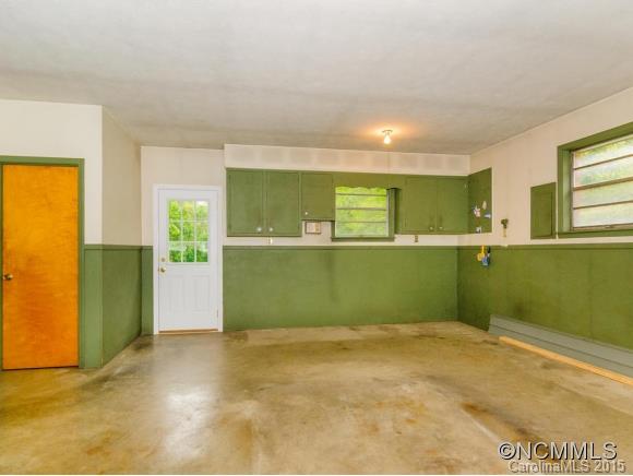 151 Rowland Rd. Swannanoa, NC 28778 - Photo 20 of 24 Gallery Image 20