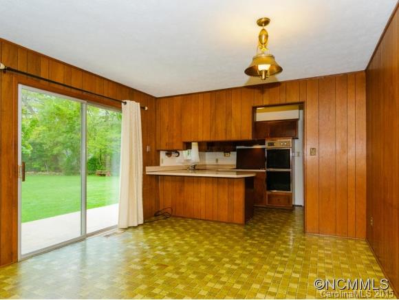 151 Rowland Rd. Swannanoa, NC 28778 - Photo 6 of 24 Gallery Image 6