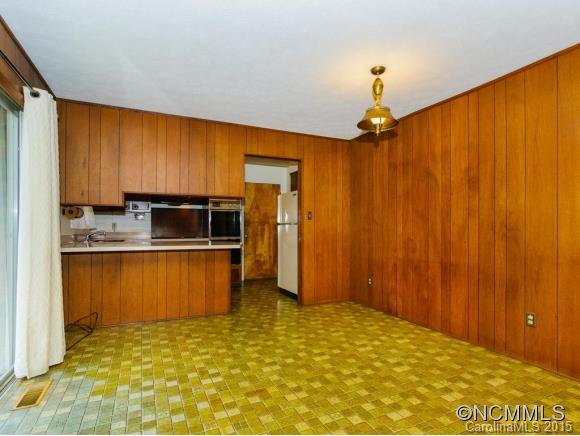 151 Rowland Rd. Swannanoa, NC 28778 - Photo 7 of 24 Gallery Image 7