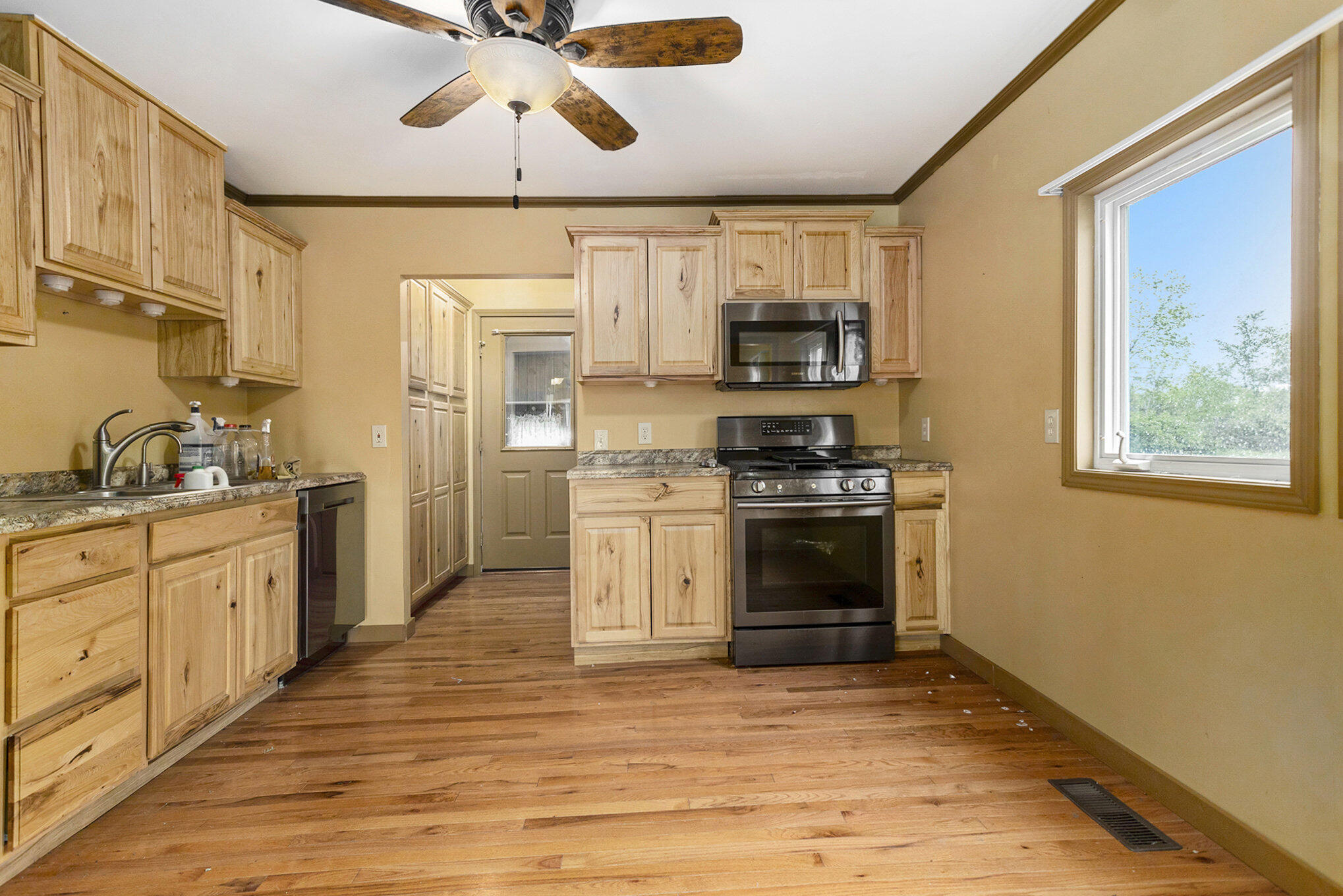940 Athens Road Sherwood, MI 49089 - Photo 4 of 21 Kitchen