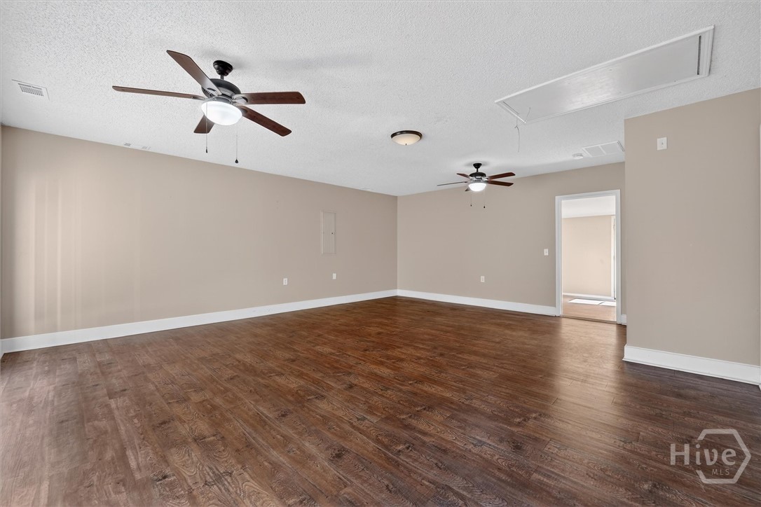 383 Archer Road Guyton, GA 31312 - Photo 3 of 40