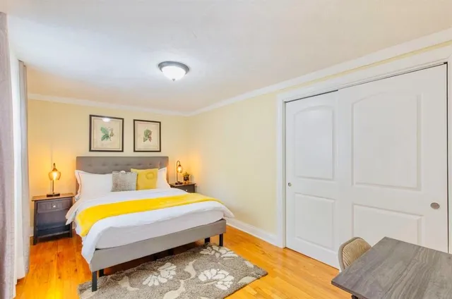 a view of outdoor space yard and porch