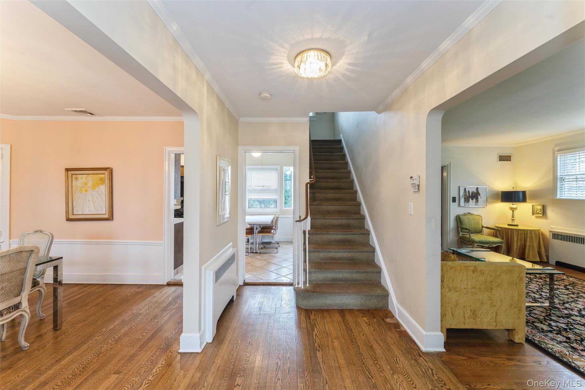 24 Welwyn Road Great Neck, NY 11021 - Photo 12 of 25