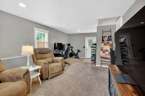 $349,900 | 272 North Wessington Place, Hendersonville, TN 37075
