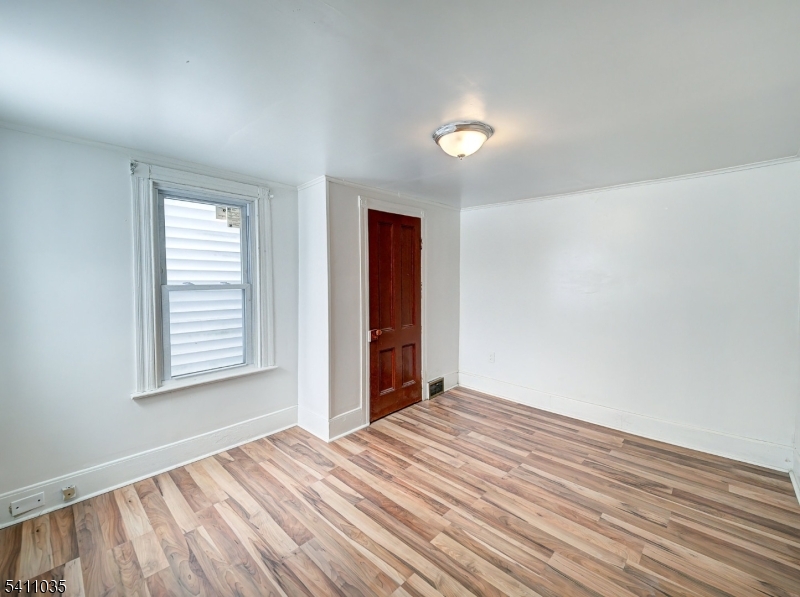 289 Mercer Street Phillipsburg, NJ 08865 - Photo 14 of 29