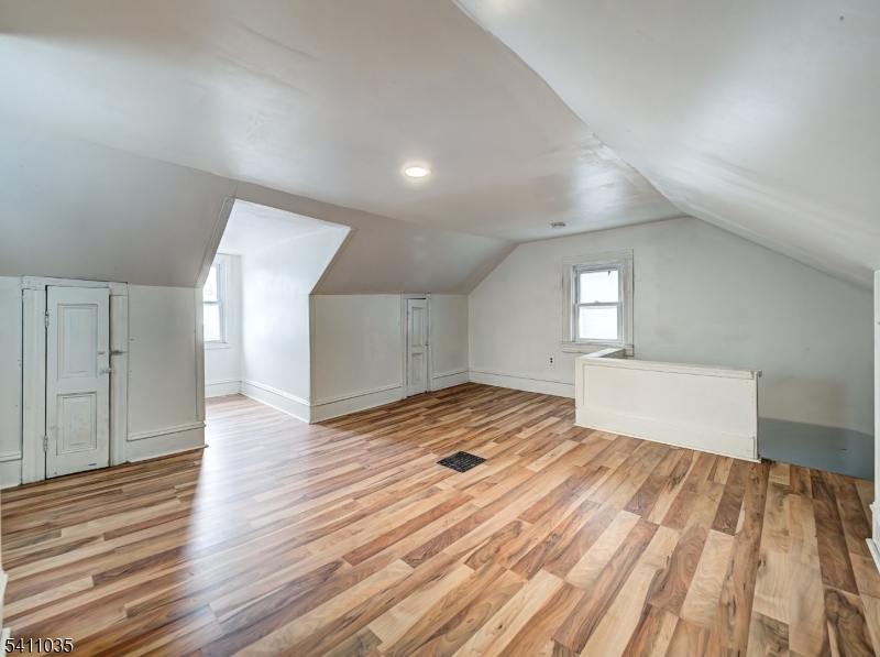 289 Mercer Street Phillipsburg, NJ 08865 - Photo 19 of 29