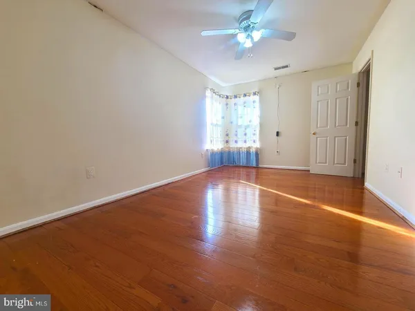 $749,950 | 3746 Katie Place, Triangle, VA 22172