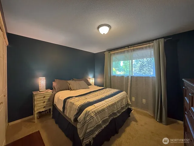 $895,000 | 19310 1st Avenue Southeast, Bothell, WA 98012