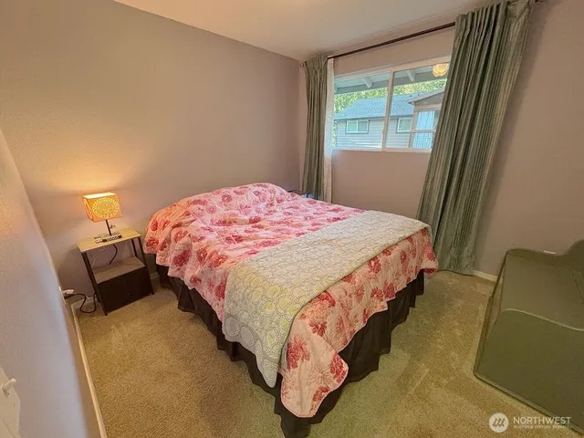 $895,000 | 19310 1st Avenue Southeast, Bothell, WA 98012