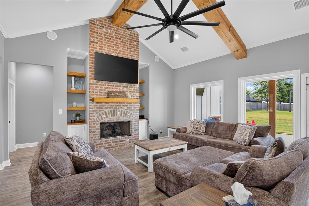 690 Popsi Lane Stonewall, LA 71078 - Photo 6 of 35 living room