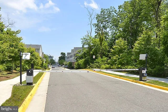 $3,300 | 7141 Huntley Creek Place, Unit 58, Alexandria, VA 22306