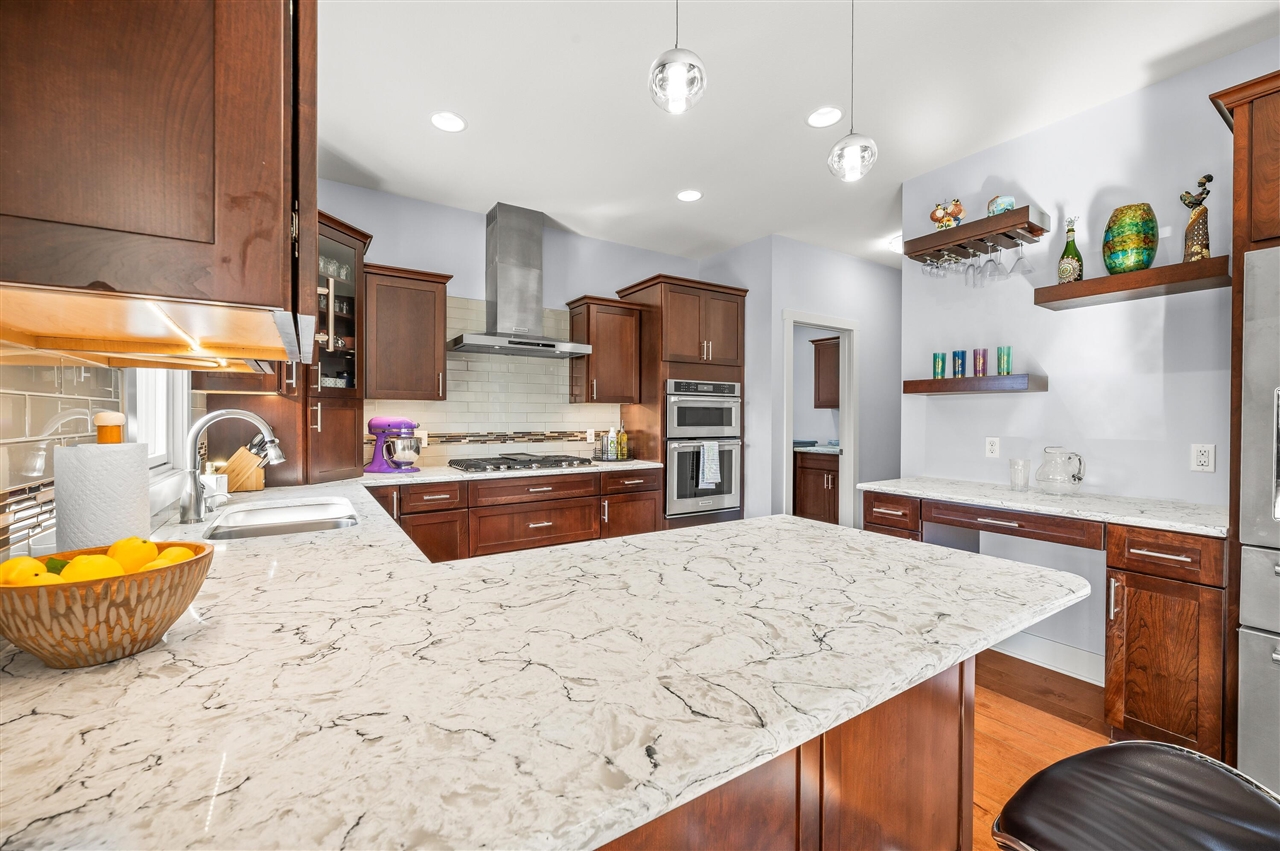 1835 Fox Prairie Road St. Joseph, MI 49085 - Photo 3 of 82