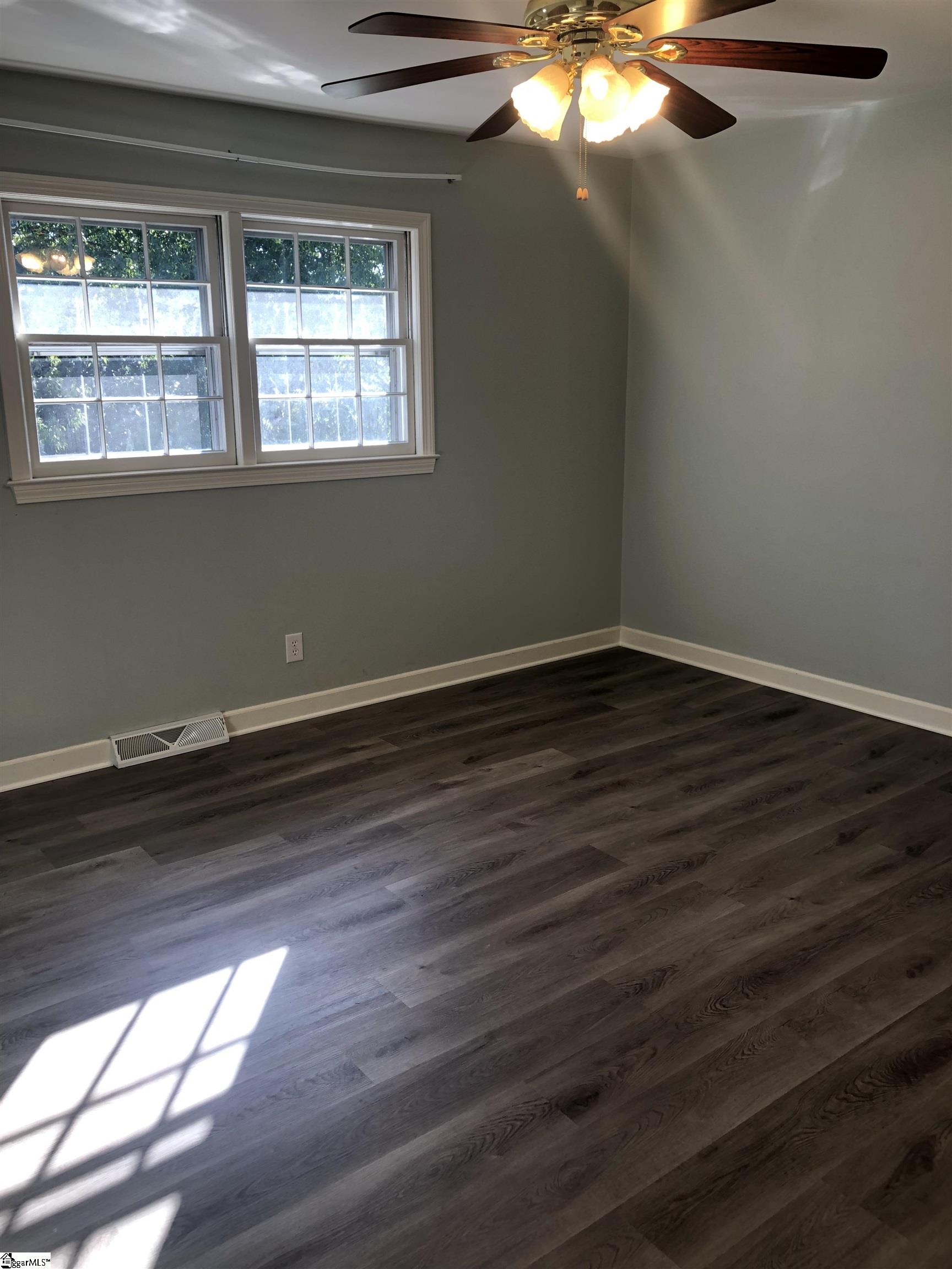 6 Cunningham Road Taylors, SC 29687 - Photo 11 of 17