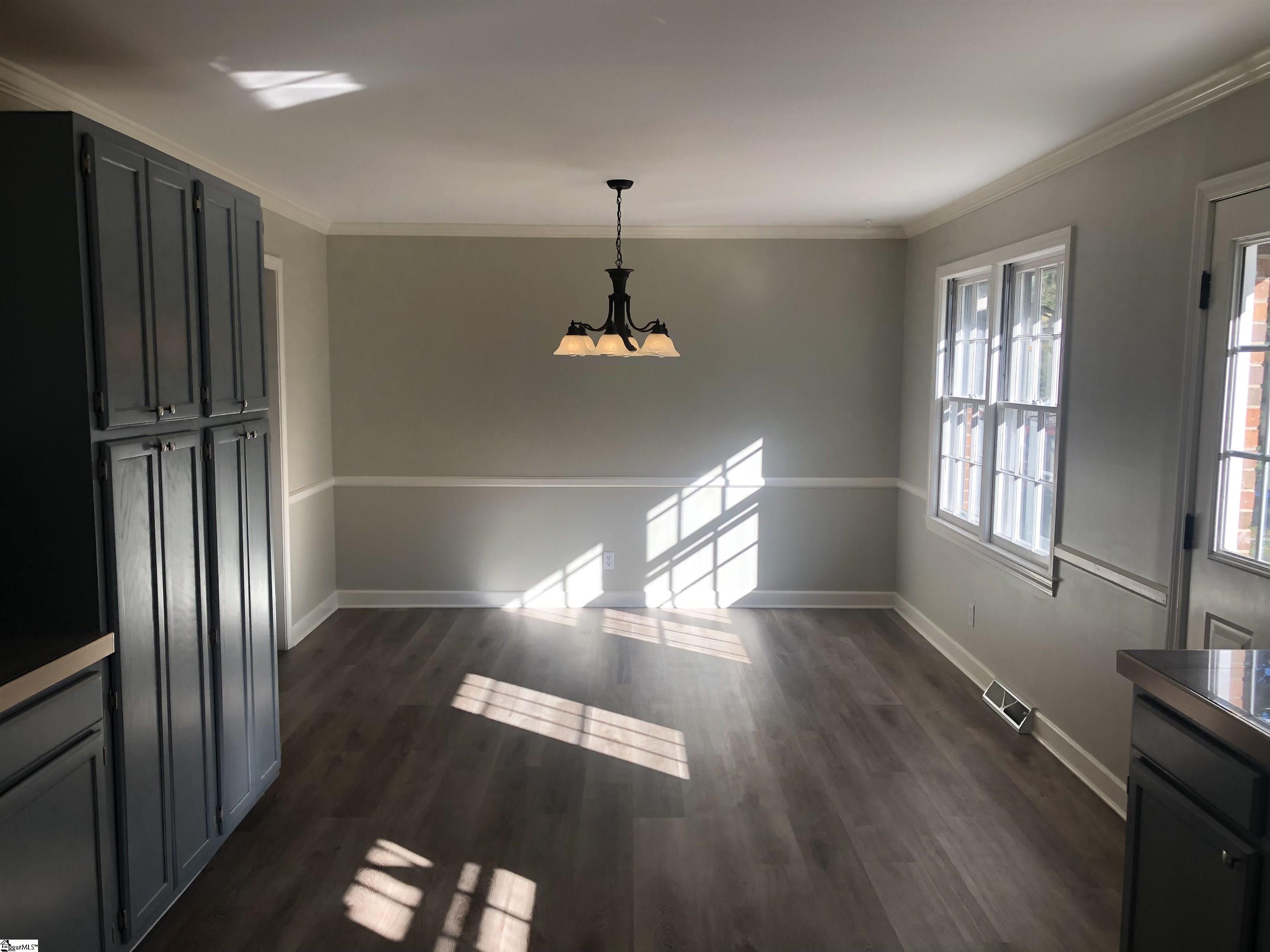 6 Cunningham Road Taylors, SC 29687 - Photo 5 of 17