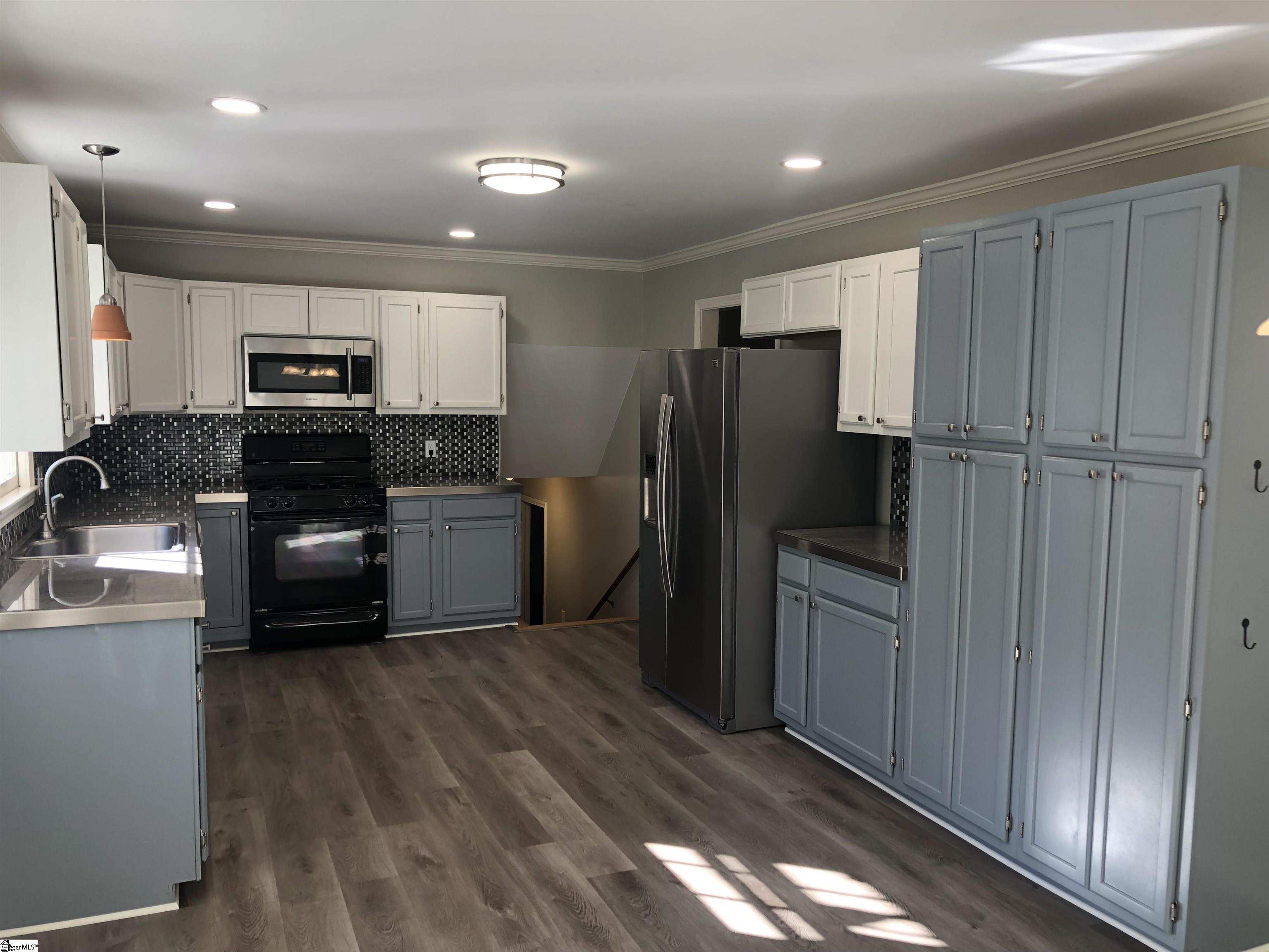6 Cunningham Road Taylors, SC 29687 - Photo 6 of 17