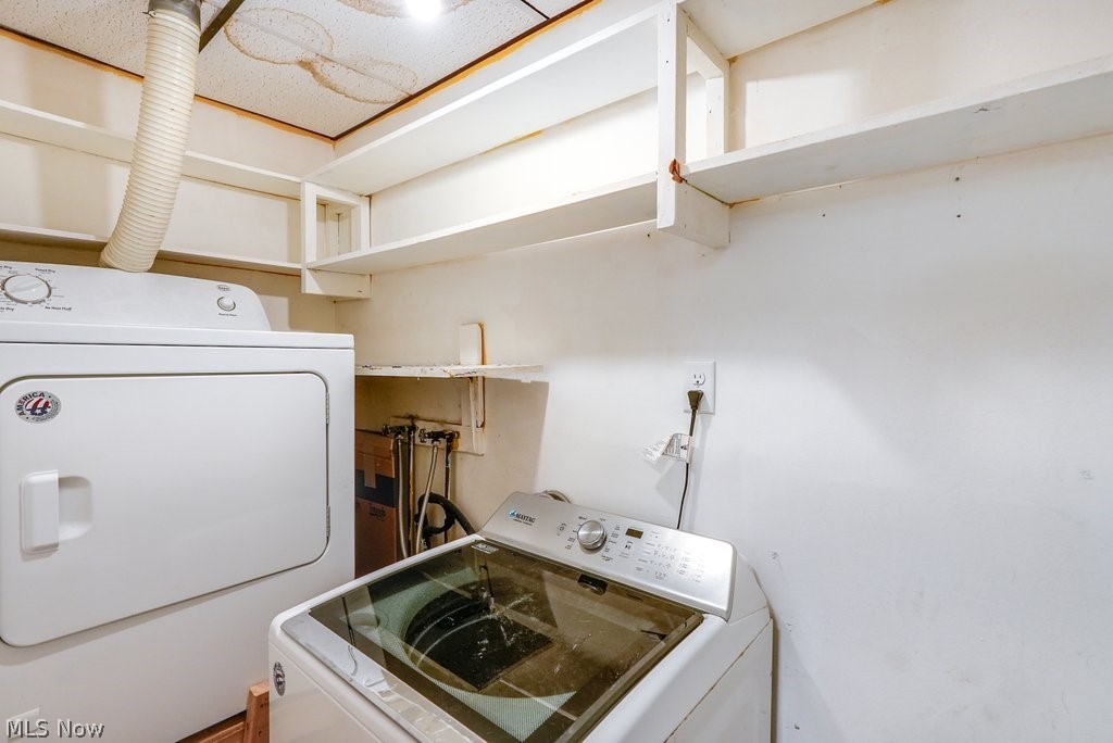 1481 Old Forge Road Mogadore, OH 44260 - Photo 7 of 27 Laundry room with washer / clothes dryer
