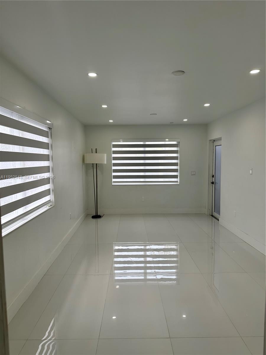 11631 Southwest 179th Terrace Miami, FL 33157 - Photo 12 of 19