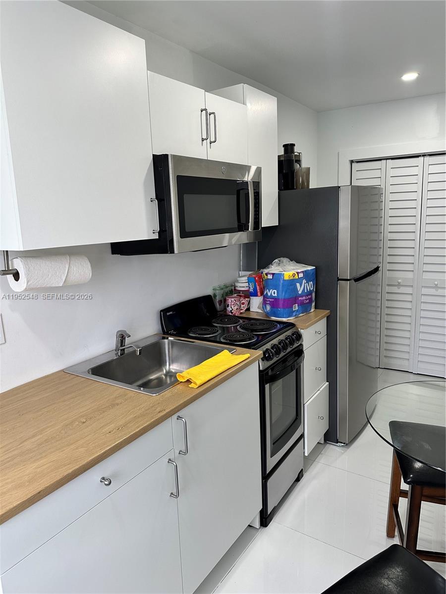 11631 Southwest 179th Terrace Miami, FL 33157 - Photo 17 of 19