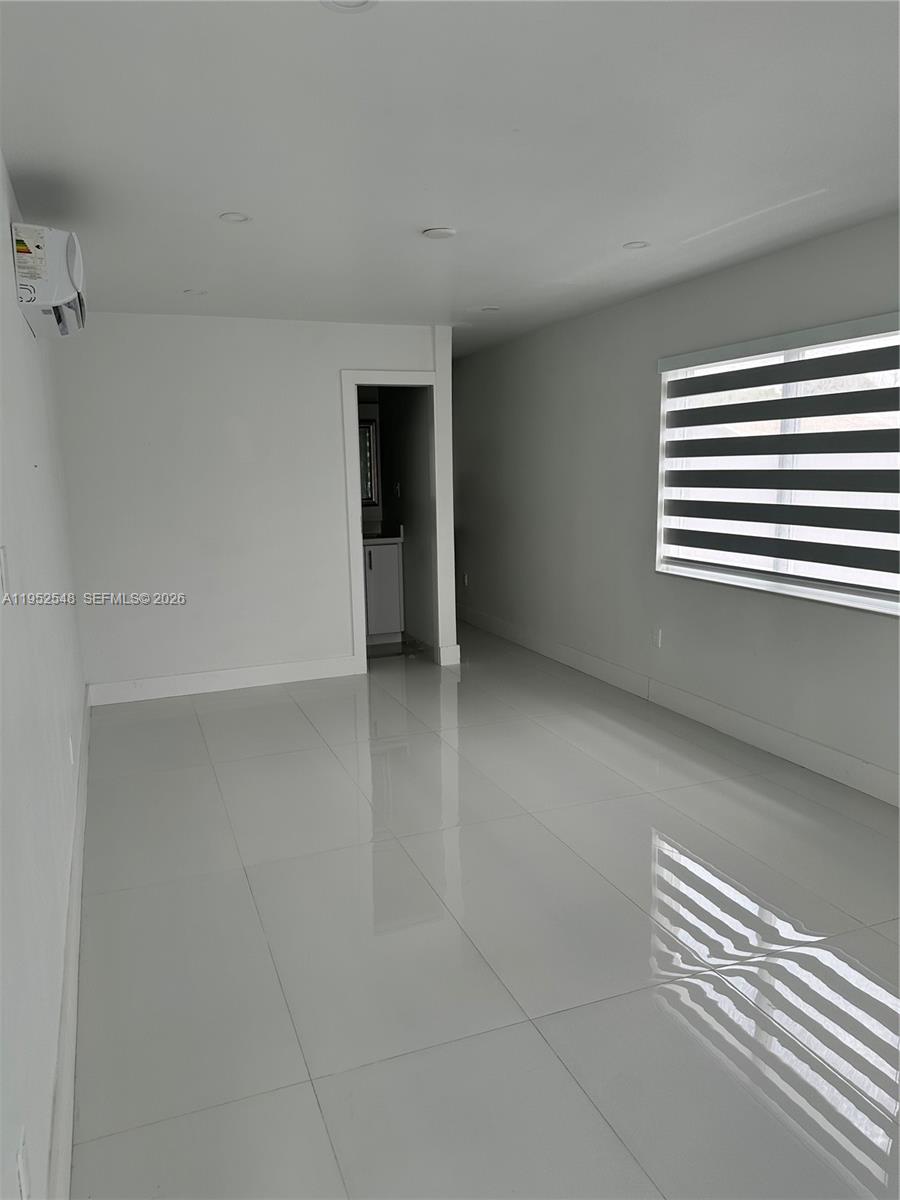 11631 Southwest 179th Terrace Miami, FL 33157 - Photo 10 of 19