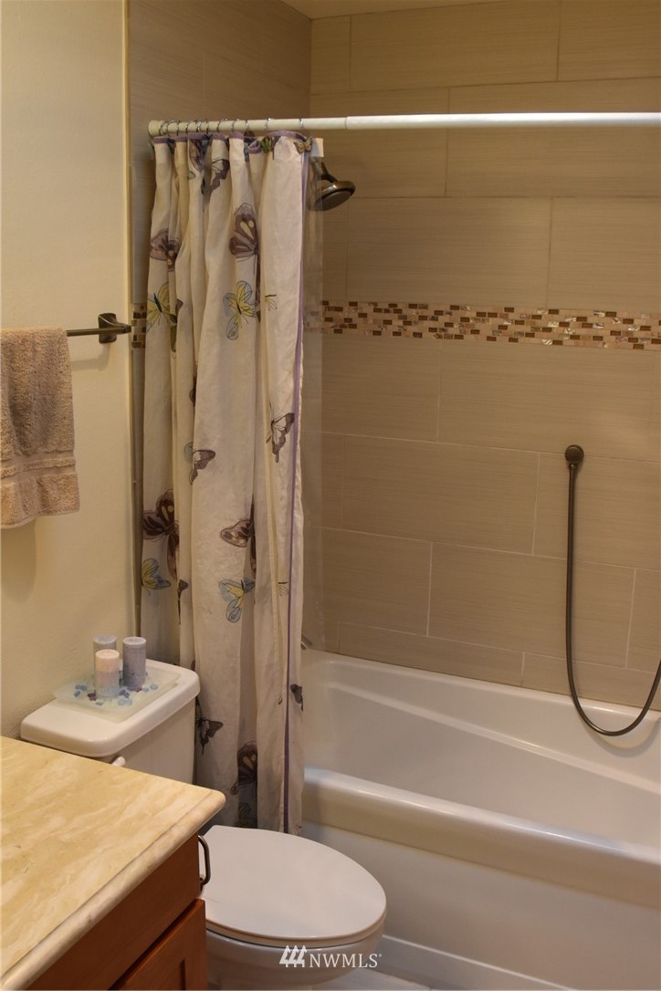 2032 187th Place Southeast Bothell, WA 98012 - Photo 16 of 22