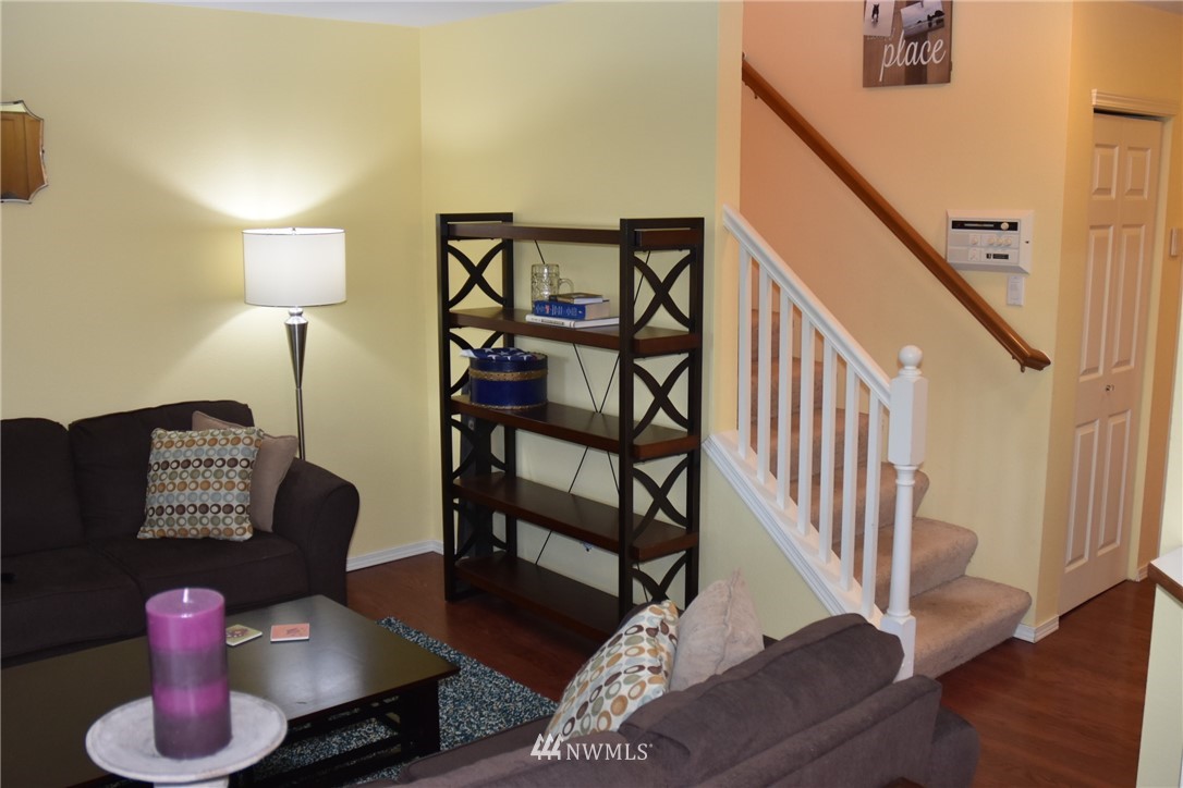2032 187th Place Southeast Bothell, WA 98012 - Photo 3 of 22