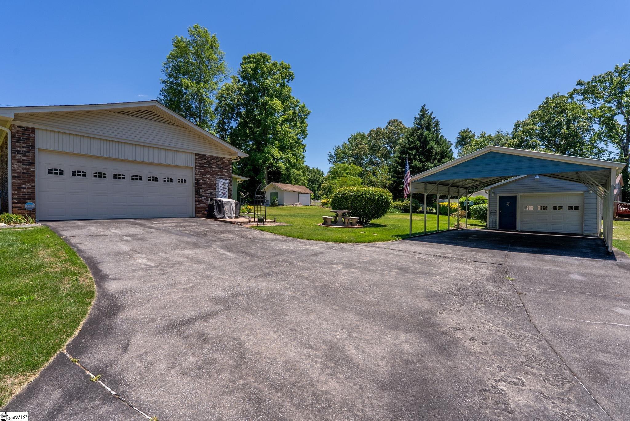 136 Bagwell Street Easley, SC 29640 - Photo 29 of 50