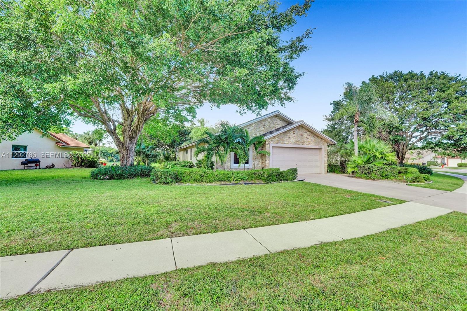 10150 Camelback Lane Boca Raton, FL 33498 - Photo 52 of 67 Gallery Image 52