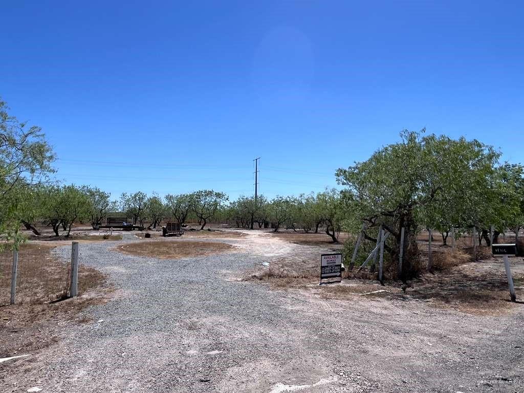 33607 Barlow Road San Benito, TX 78586 - Photo 3 of 15