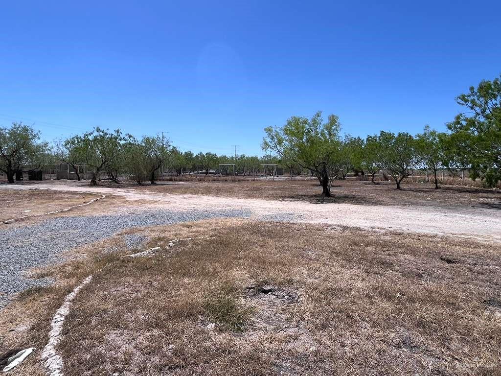 33607 Barlow Road San Benito, TX 78586 - Photo 7 of 15
