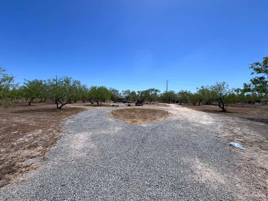 33607 Barlow Road San Benito, TX 78586 - Photo 8 of 15