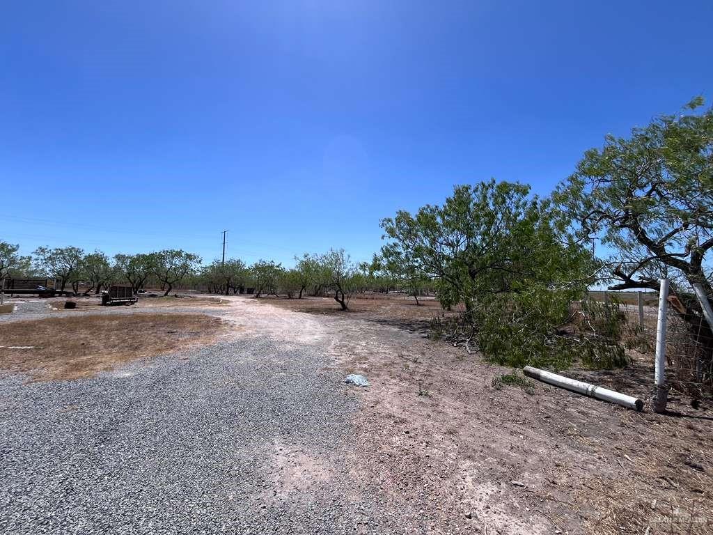 33607 Barlow Road San Benito, TX 78586 - Photo 9 of 15