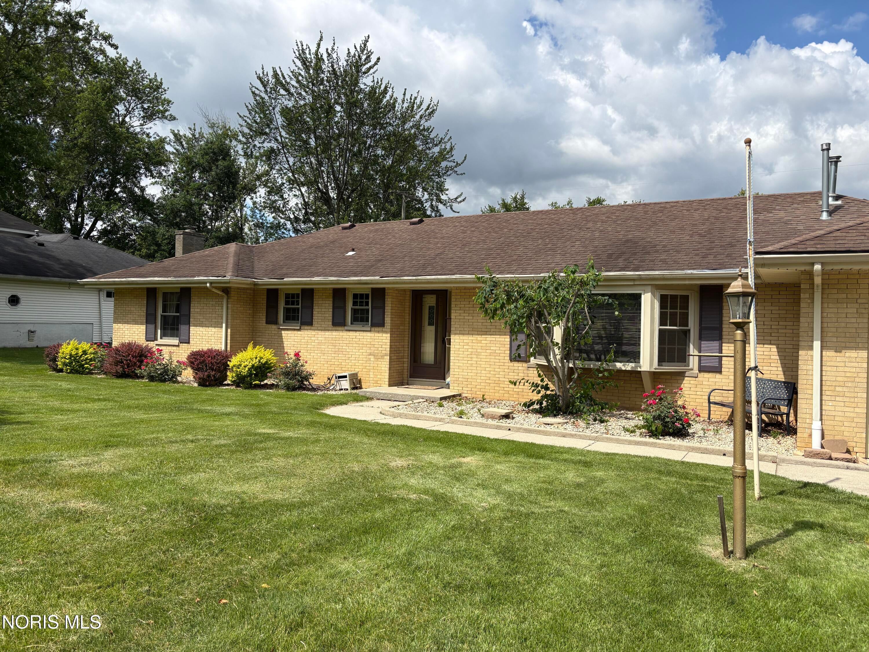 430 Fairway Road Findlay, OH 45840 - Photo 1 of 19 Gallery Image 1