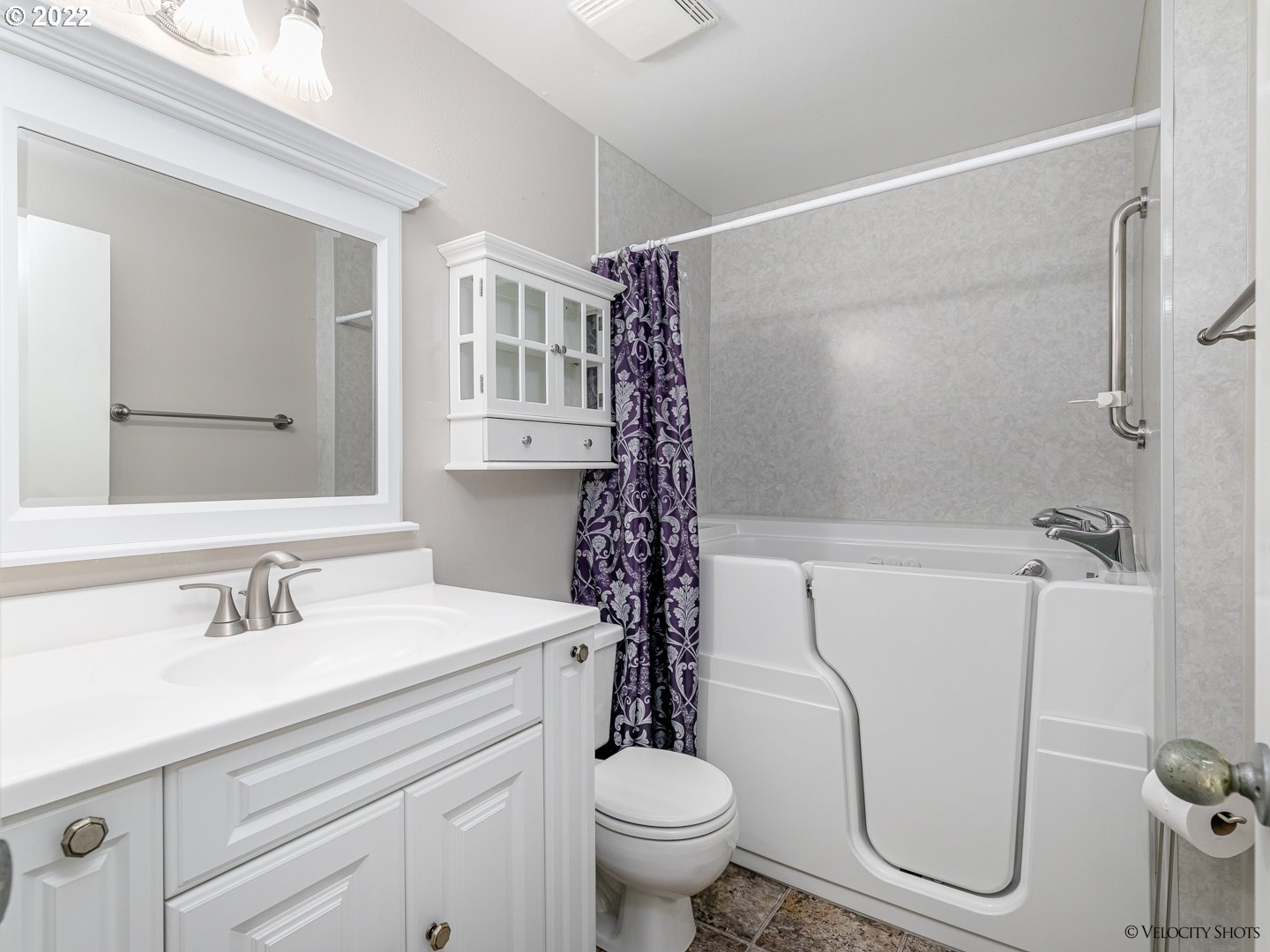 37260 Dubarko Road Sandy, OR 97055 - Photo 23 of 32 a bathroom with a sink a toilet and a mirror