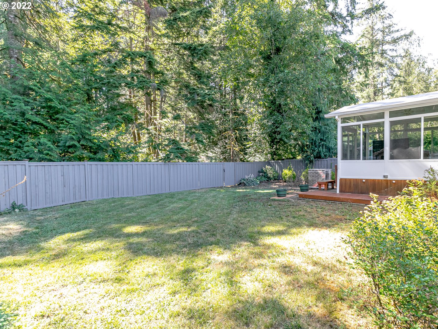 37260 Dubarko Road Sandy, OR 97055 - Photo 27 of 32 a view of a backyard with a garden and trees