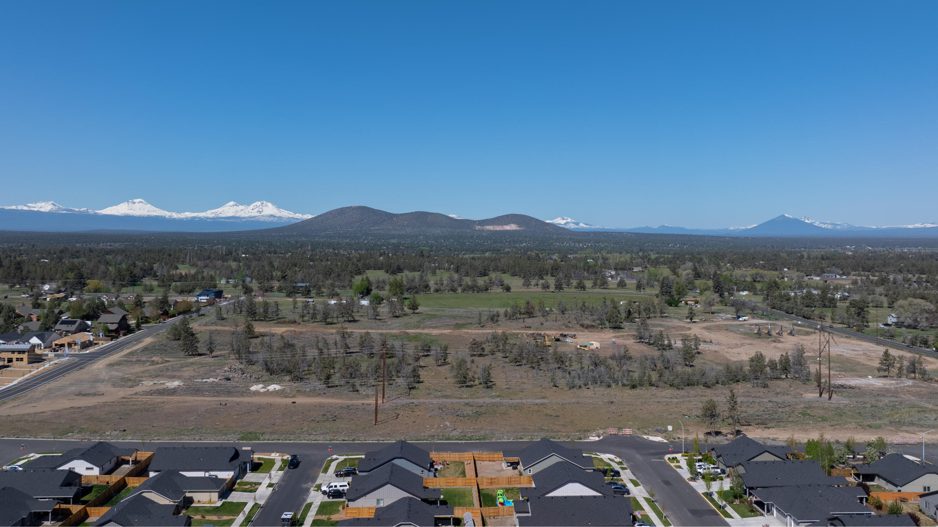 3960 Southwest Obsidian Place, Unit 141 Redmond, OR 97756 - Photo 4 of 28 Feather Ridge Site