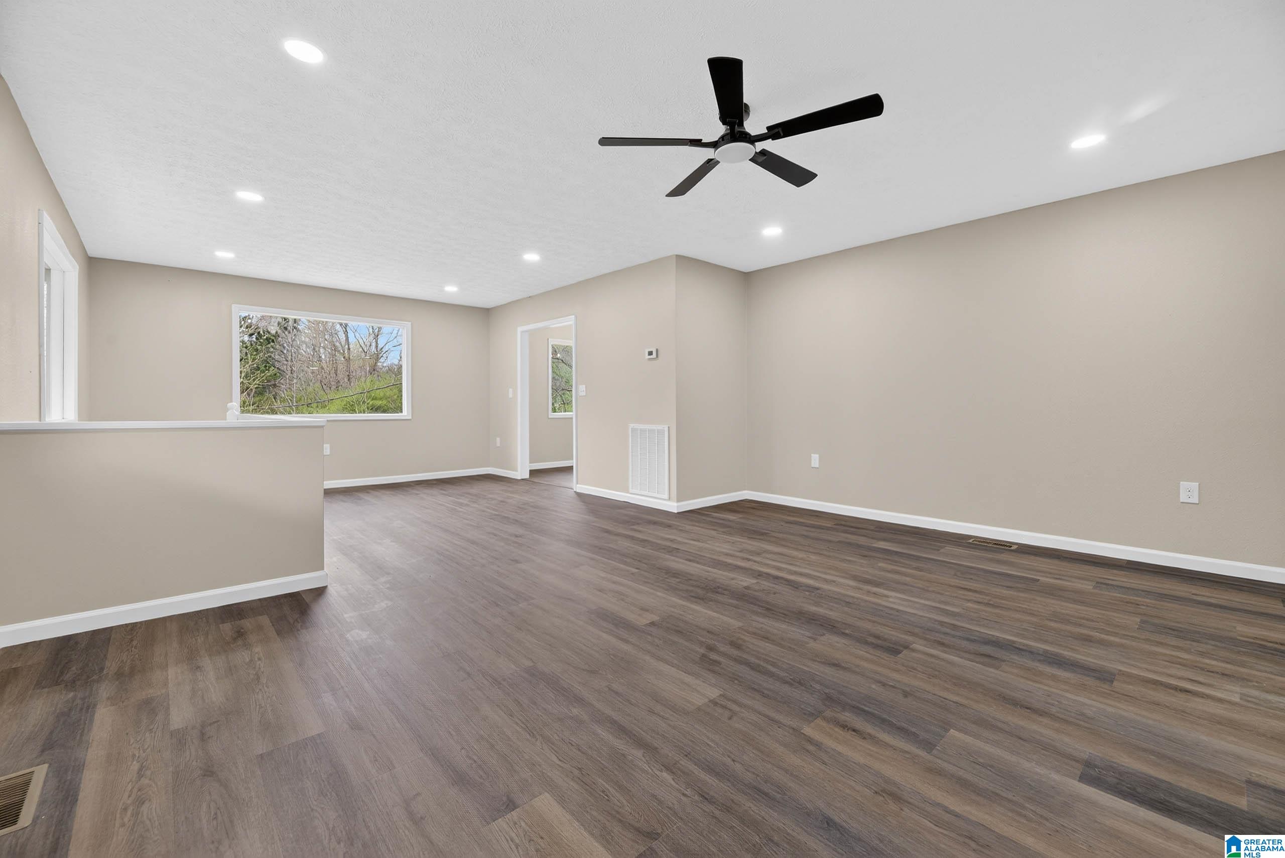 45 Hughes Road Piedmont, AL 36272 - Photo 4 of 38
