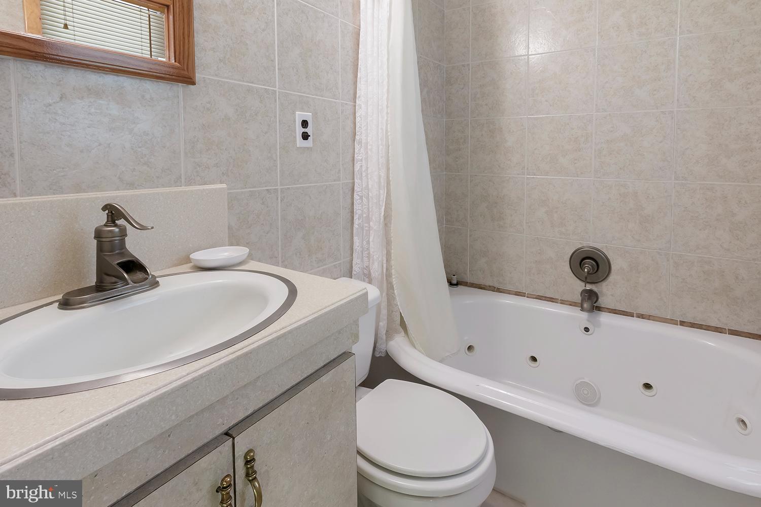 892 Bowman Road Jackson, NJ 08527 - Photo 22 of 35 Gallery Image 22